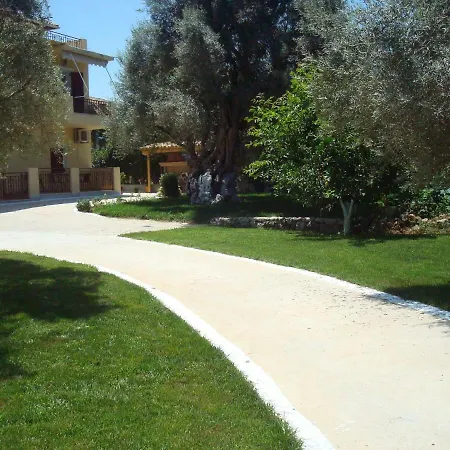 To Agridi Cukaládesz