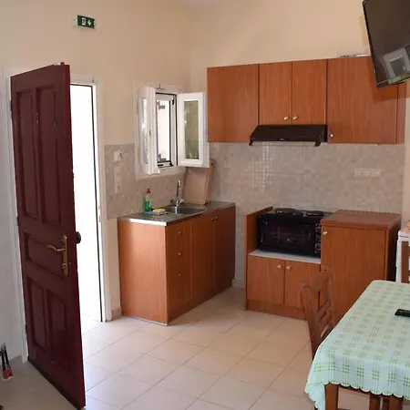 To Agridi Tsoukaládhes