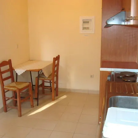 Appartement To Agridi *