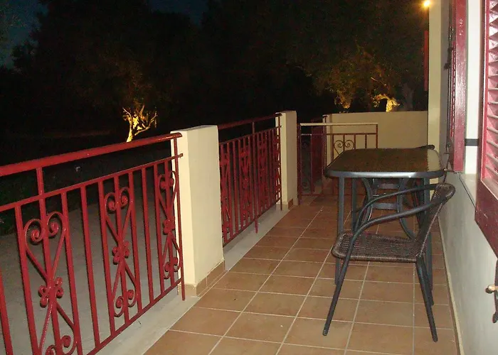 Apartamento To Agridi *